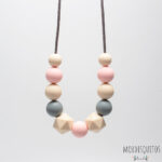Collar Rosa y Gris