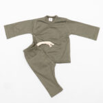 Ajuar recién nacido salvia