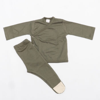 Ajuar recién nacido con ranita Salvia